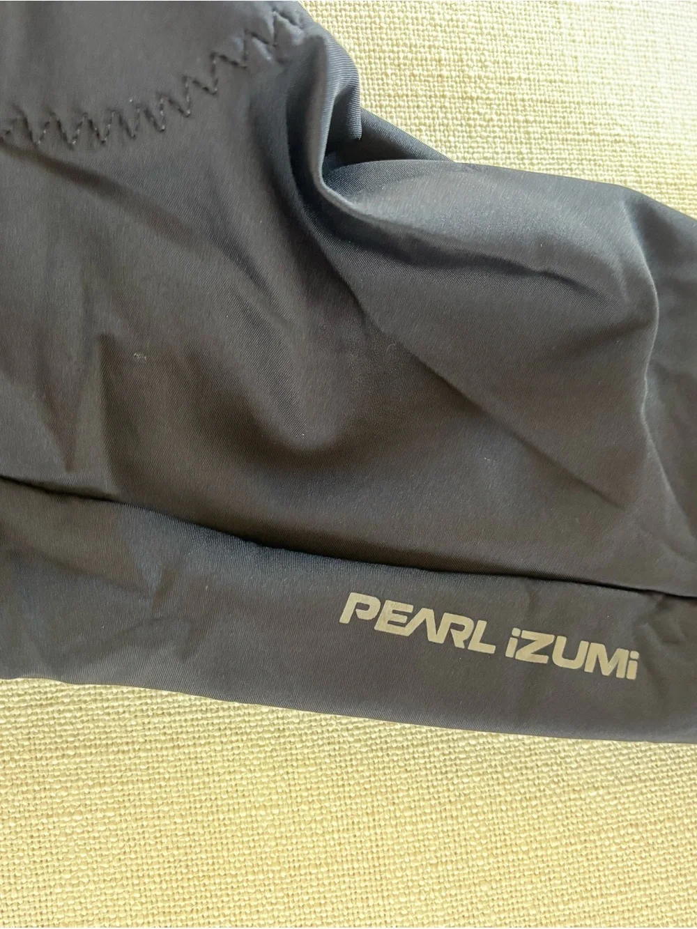 Pearl Izumi Black Performance Cycling Shorts with Reflective Logo